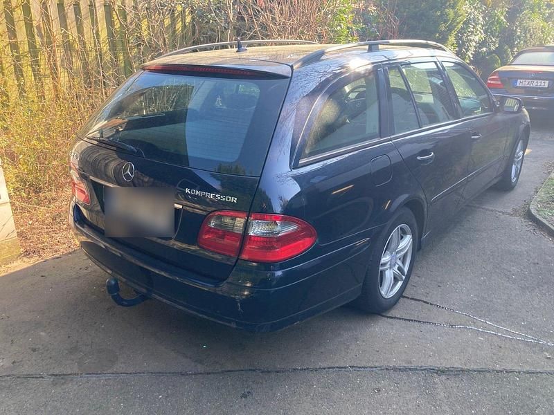 Gebraucht Mercedes 200 184 PS (135 kW) 2007 Blau Kombi