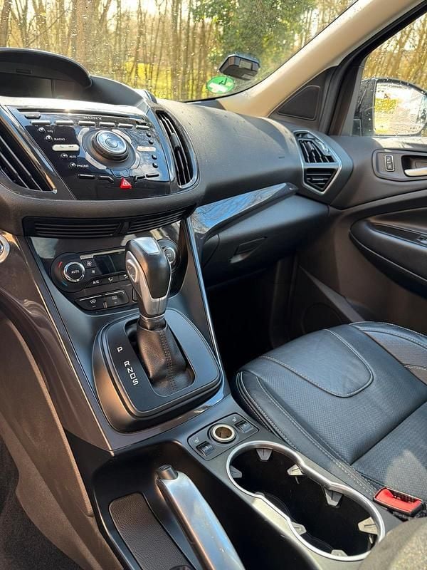 Używany Ford Kuga 195 KM (143 kW) 2014 Czarny SUV