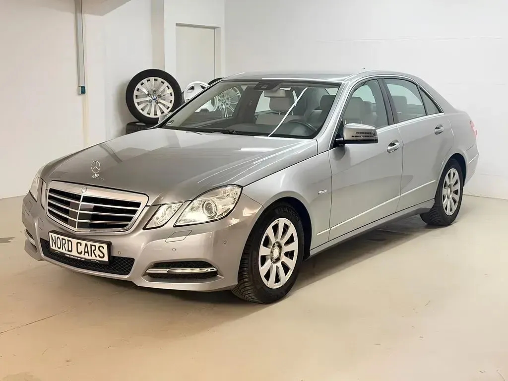 Gebraucht Mercedes E350 292 PS (214 kW) 2011 Silber Limousine