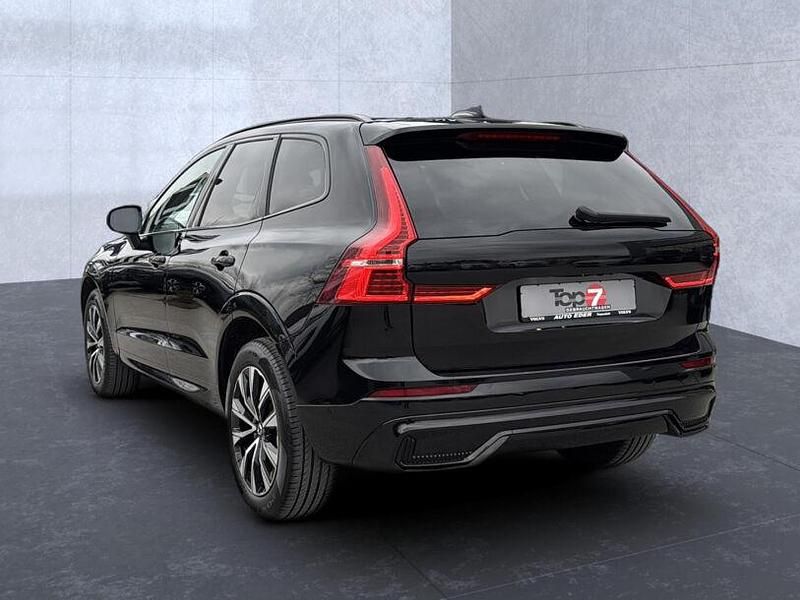 Gebraucht Volvo XC60 Plus 197 PS (144 kW) 2023 Schwarz SUV