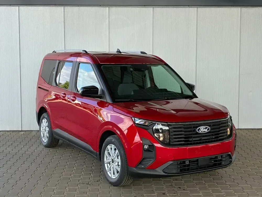 Neu Ford Tourneo Courier Titanium 125 PS (91 kW) 2026 Fantastic red metallic Van / Kleinbus