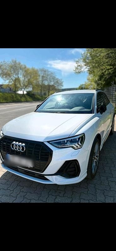 Weiß Gebraucht 2019 Audi Q3 S-Line SUV | 29.999 € (Fairer Preis) - Bild 1/4