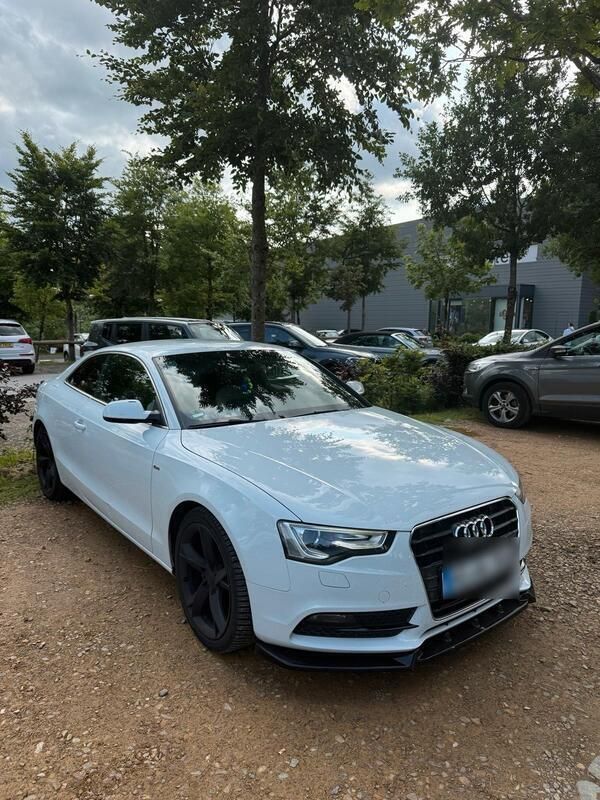 Schwarz Gebraucht 2013 Audi A5 Coupé | 12.500 € (Guter Preis) - Bild 1/4