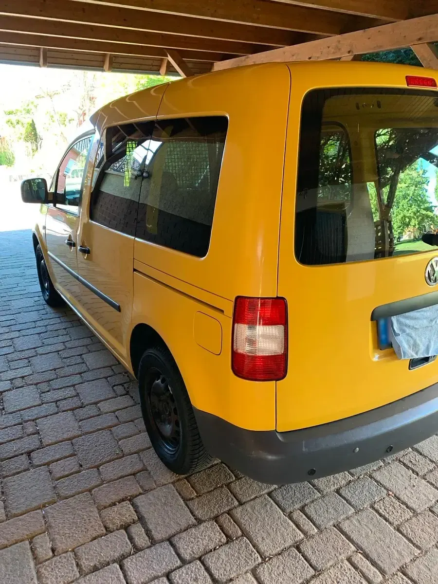 Gebraucht VW Caddy 69 PS (50 kW) 2007 Gelb Van / Kleinbus