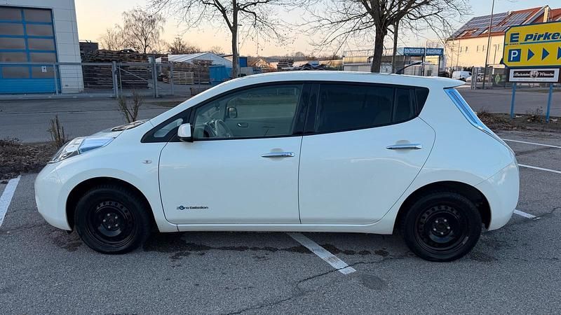 Gebraucht Nissan Leaf 79 kW (108 PS) 2013 Beige Kleinwagen