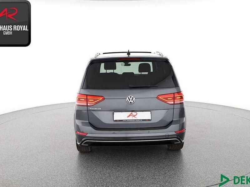 Gebraucht VW Touran R-line 150 PS (110 kW) 2021 Grau Van / Kleinbus