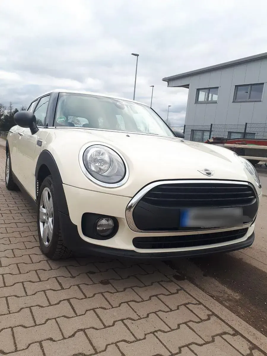 Gebraucht Mini Cooper D 116 PS (85 kW) 2017 Weiß Kleinwagen