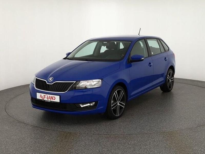 Blau Gebraucht 2019 Skoda Rapid Kombi | 13.990 € (Teuer) - Bild 1/4