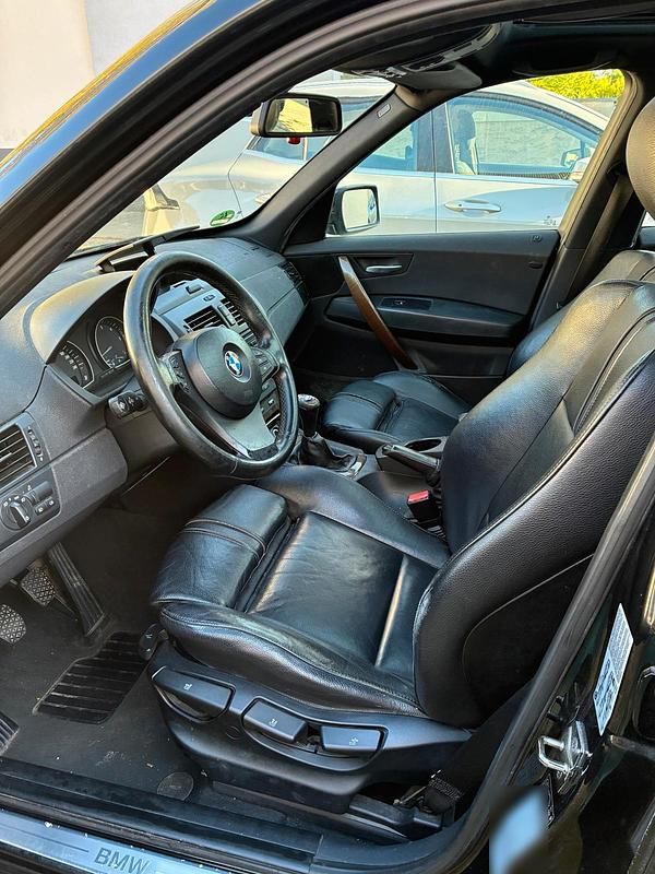 Gebraucht BMW X3 150 PS (110 kW) 2005 Schwarz SUV