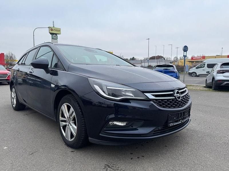 Gebraucht Opel Astra Edition 125 PS (91 kW) 2018 Schwarz Kombi