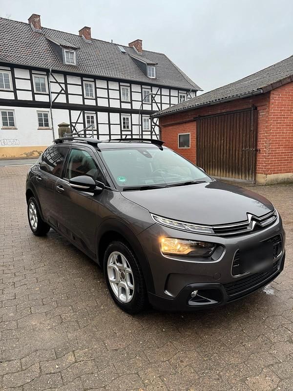 Gebraucht Citroën C4 131 PS (96 kW) 2019 Grau SUV