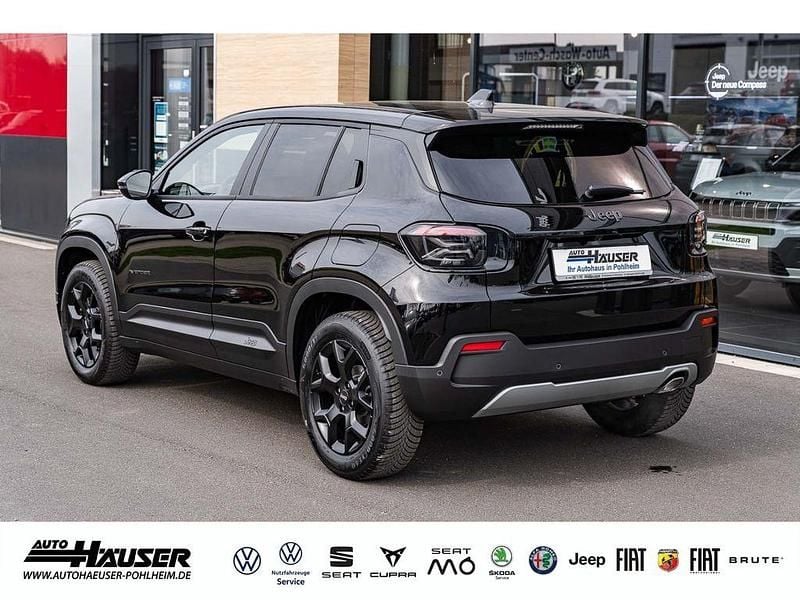 Neu Jeep Avenger 110 PS (80 kW) 2026 Schwarz SUV