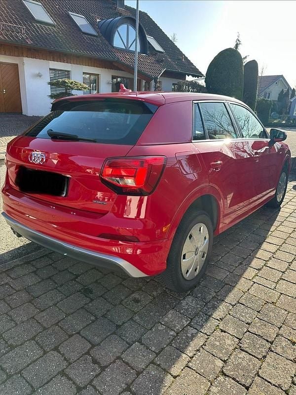 Usata Audi Q2 190 CV (139 kW) 2017 Rosso SUV