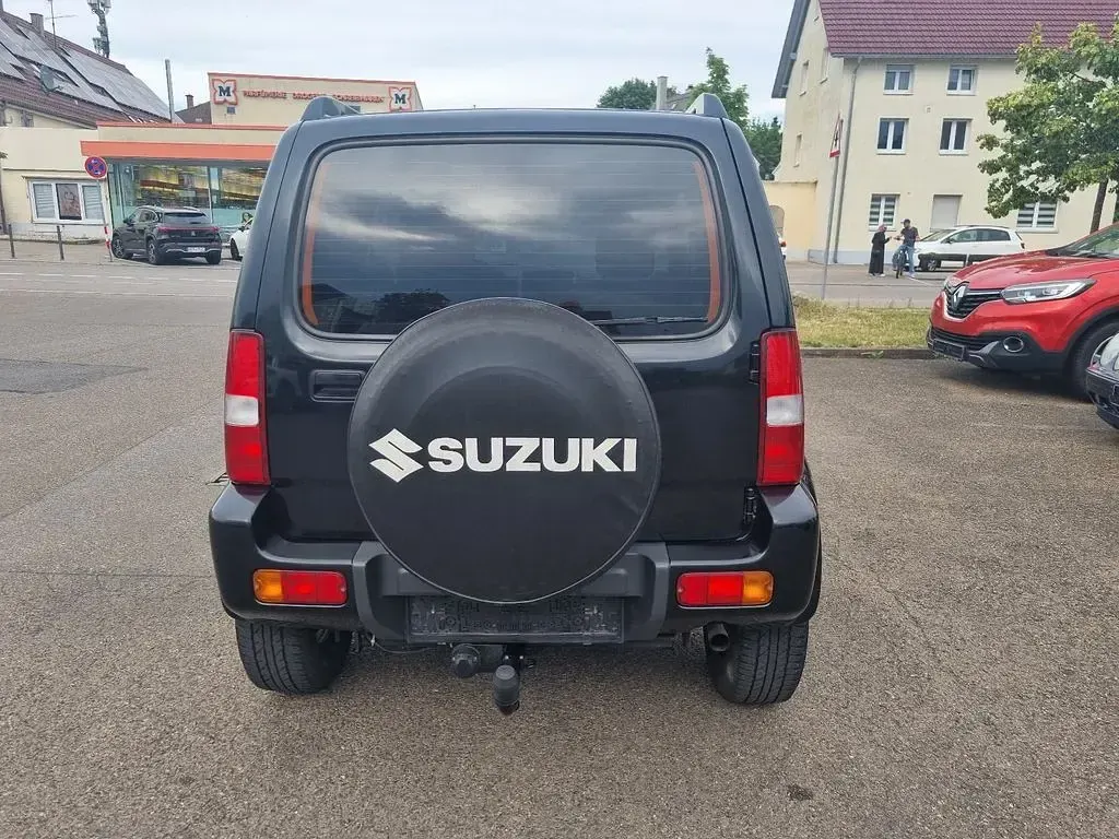 Gebraucht Suzuki Jimny Comfort 84 PS (61 kW) 2016 Schwarz SUV