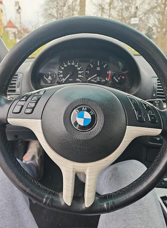 Gebraucht BMW 320 150 PS (110 kW) 2005 Silber Kombi