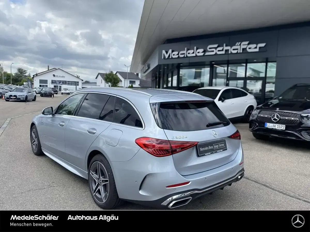 Gebraucht Mercedes C300 Premium 204 PS (150 kW) 2025 Lack hightechsilber Kombi