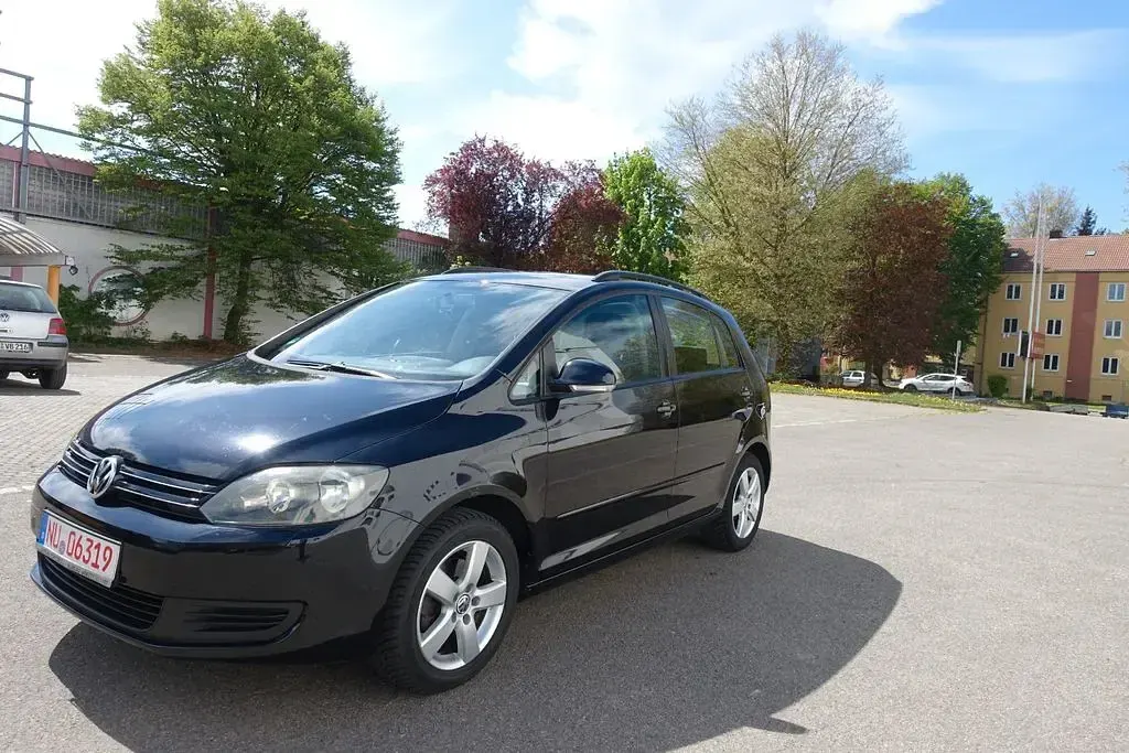Gebraucht VW Golf Plus Cross Comfortline 105 PS (77 kW) 2010 Schwarz Limousine