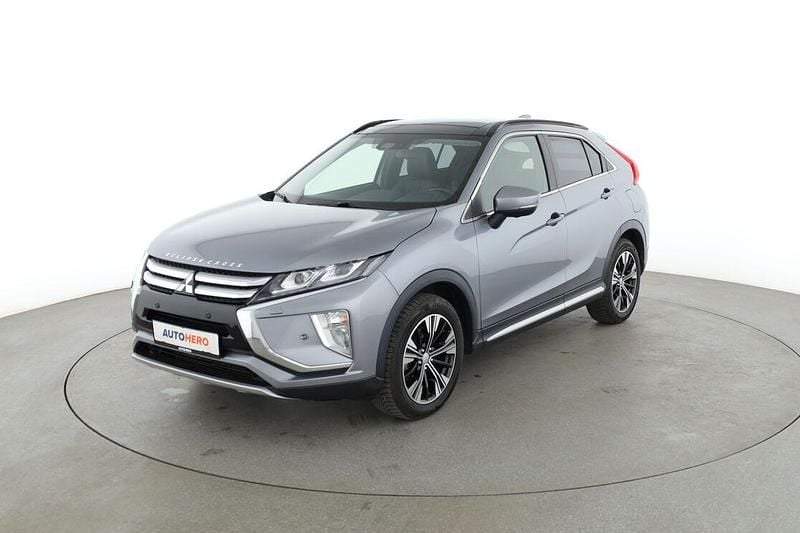 Silber Gebraucht 2018 Mitsubishi Eclipse Cross Top SUV | 16.380 € (Guter Preis) - Bild 1/3