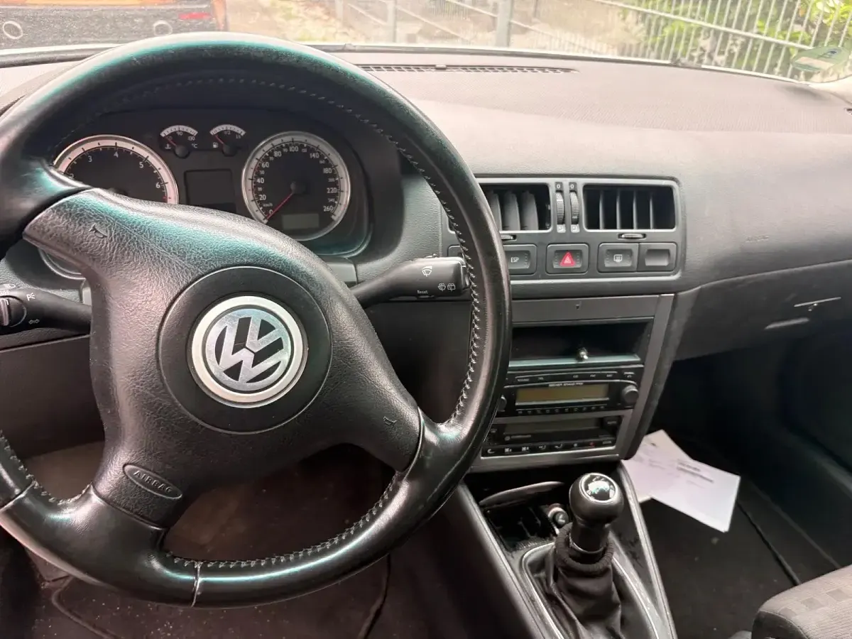 Gebraucht VW Golf IV 105 PS (77 kW) 2005 Silber Kombi