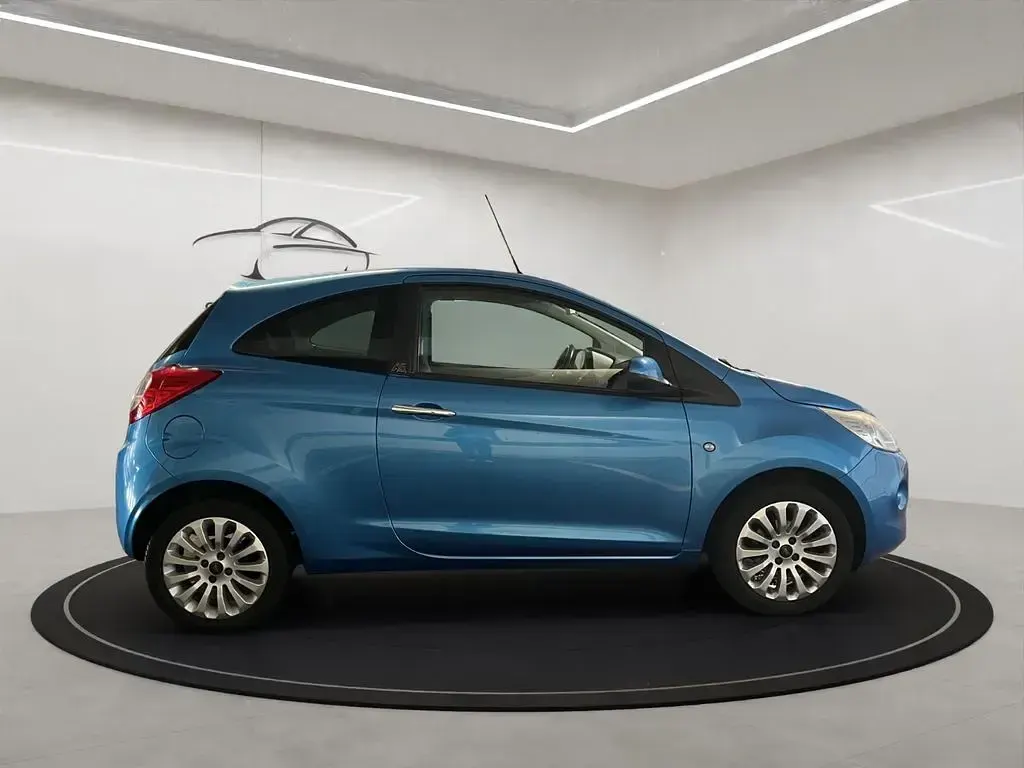 Gebraucht Ford Ka Titanium 69 PS (50 kW) 2010 Blau Kleinwagen