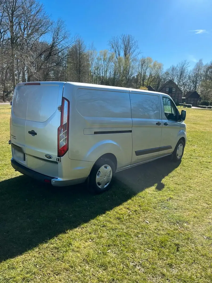 Usado Ford Transit Custom 170 HP (125 kW) 2019 Monovolume