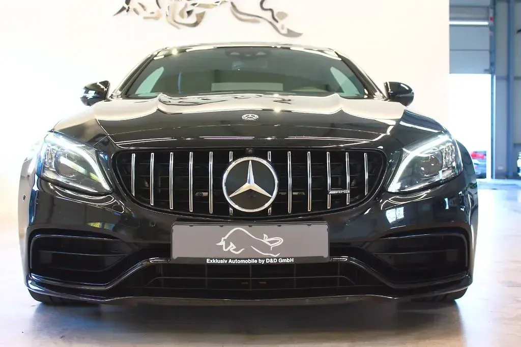 Gebraucht Mercedes C63 AMG AMG 476 PS (350 kW) 2020 Obsidian schwarz met. Coupé