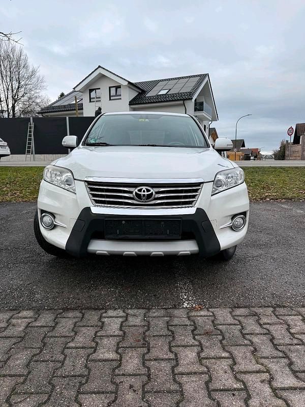 Gebraucht Toyota RAV4 150 PS (110 kW) 2013 Weiß SUV