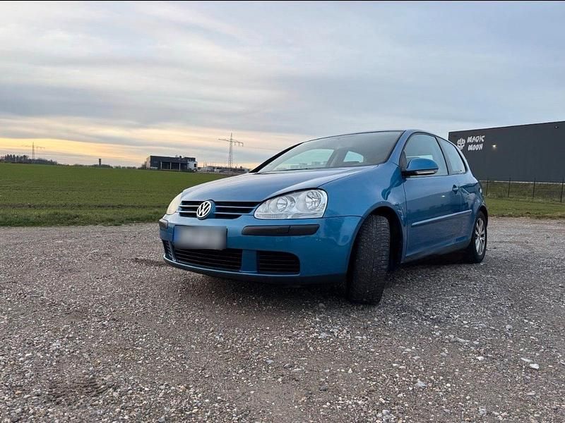 Gebraucht VW Golf V 102 PS (75 kW) 2005 Blau Kleinwagen