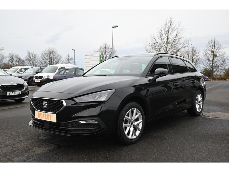 Schwarz Gebraucht 2023 Seat Leon Kombi | 22.990 € (Guter Preis) - Bild 1/4