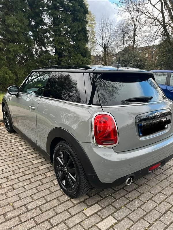 Gebraucht Mini Cooper D 116 PS (85 kW) 2018 Grau Kleinwagen