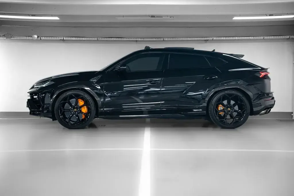 Gebraucht Lamborghini Urus 666 PS (489 kW) 2023 Schwarz SUV