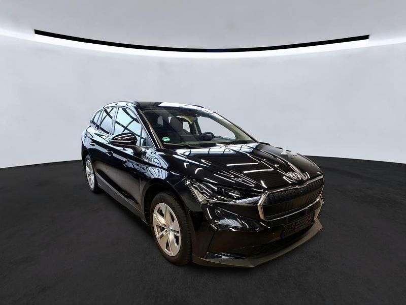 Gebraucht Skoda Enyaq iV 131 kW (179 PS) 2024 Schwarzmagic perleffekt SUV