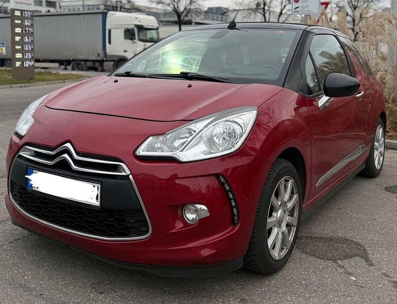 Rot Gebraucht 2013 Citroën DS3 Cabriolet So Chic Cabrio | 2.999 € (Etwas zu teuer) - Bild 1/4