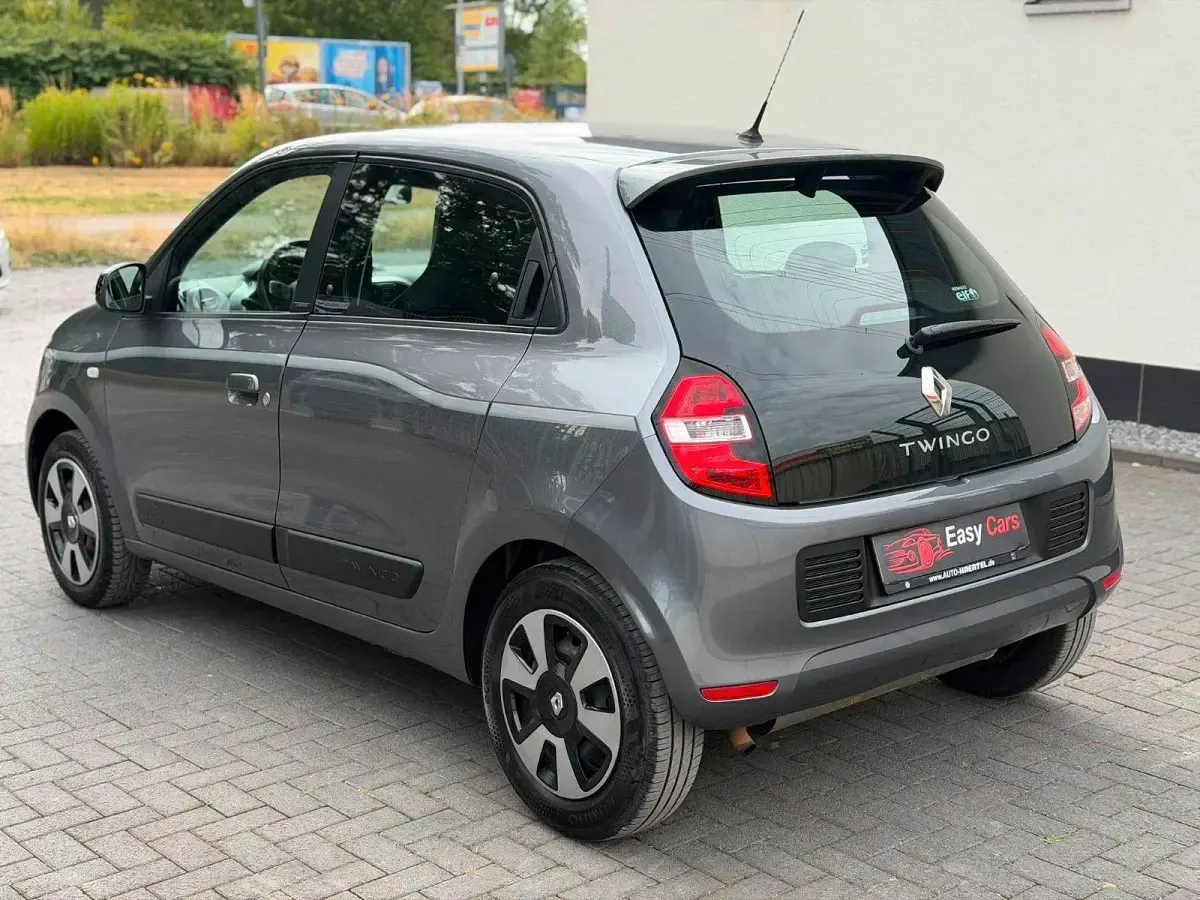 Gebraucht Renault Twingo LIMITED 69 PS (50 kW) 2018 Silber Kleinwagen