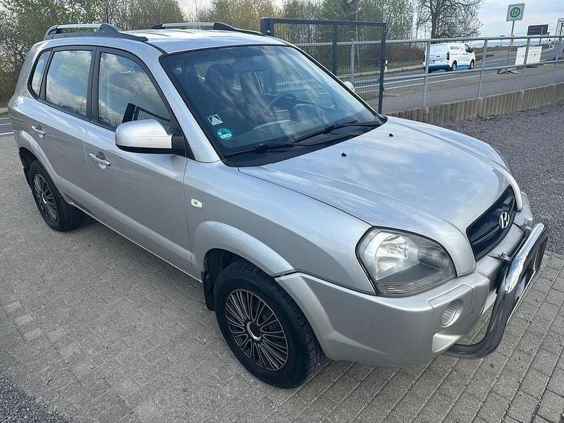 Gebraucht Hyundai Tucson GLS 141 PS (103 kW) 2007 Silber SUV