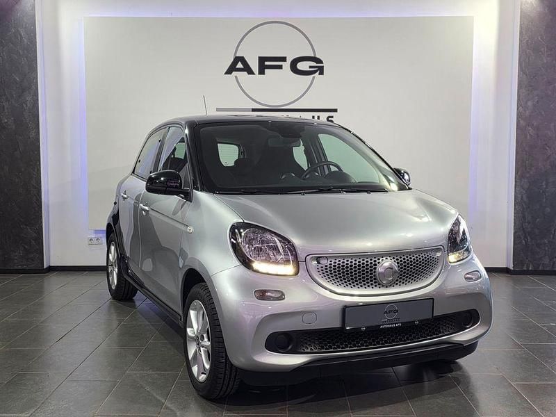 Second-hand Smart ForFour 71 CP (52 kW) 2016 Argintiu Hatchback