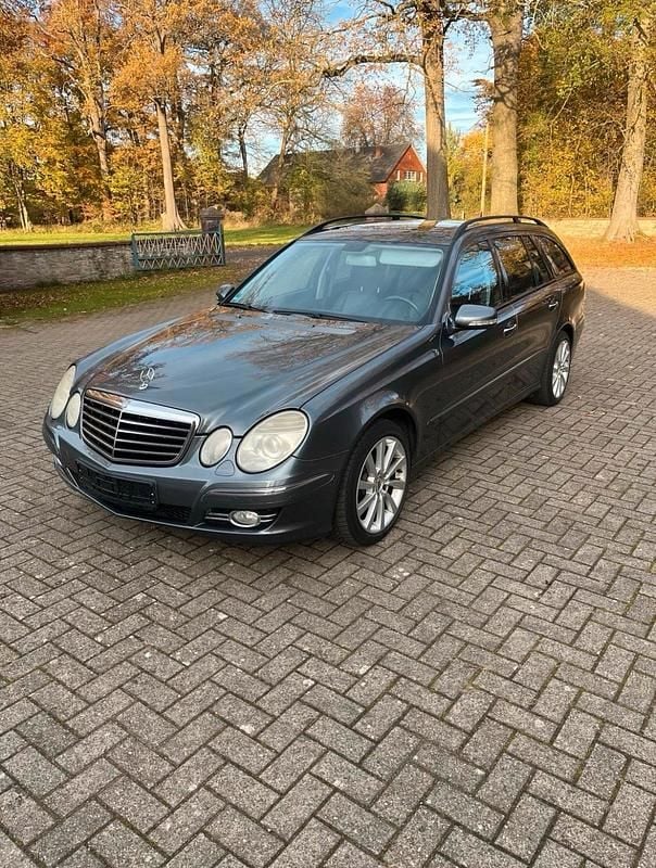 Gebraucht Mercedes E350 272 PS (200 kW) 2007 Silber Kombi
