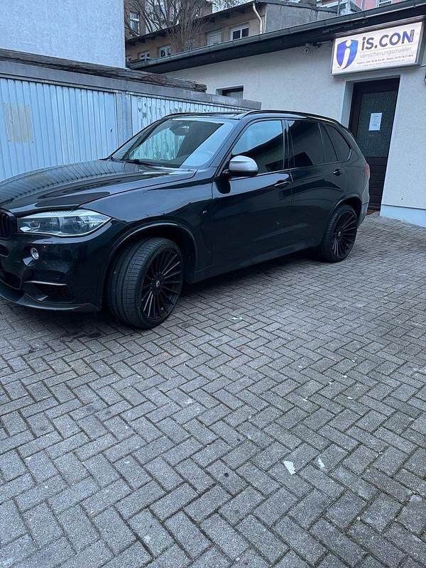 Second-hand BMW X5 381 CP (280 kW) 2016 Negru SUV