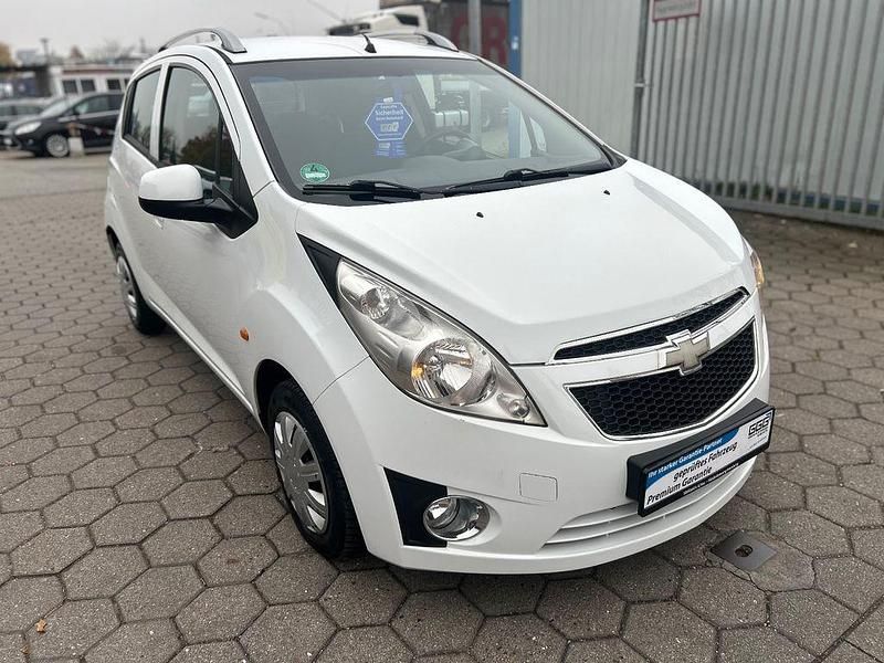 Gebraucht Chevrolet Spark LS 82 PS (60 kW) 2010 Weiß Kleinwagen