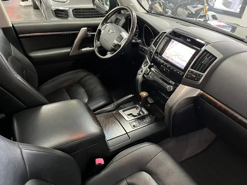 Gebraucht Toyota Land Cruiser Executive 272 PS (200 kW) 2012 Attitude black SUV