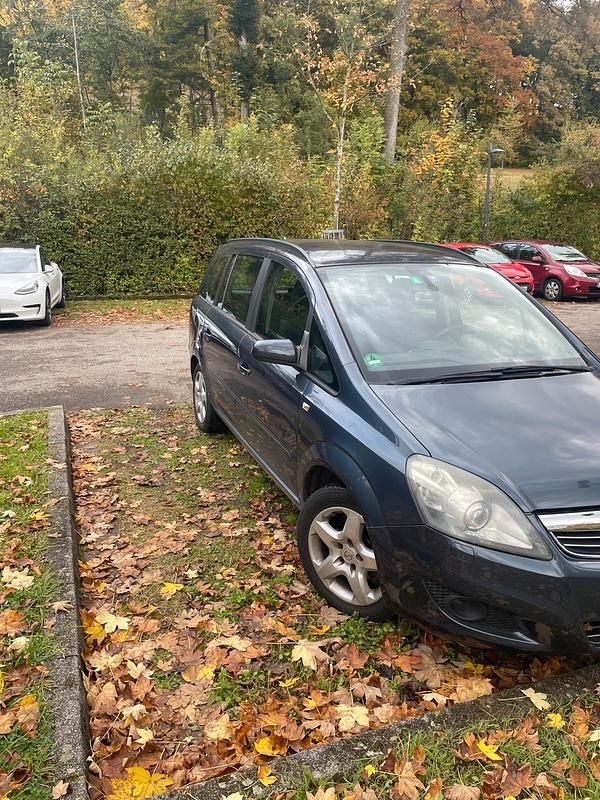 Blau Gebraucht 2008 Opel Zafira Limousine | 5.000 € (Teuer) - Bild 1/4