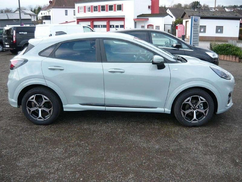 Neu Ford Puma ST-Line 125 PS (91 kW) 2025 Cactus gray SUV
