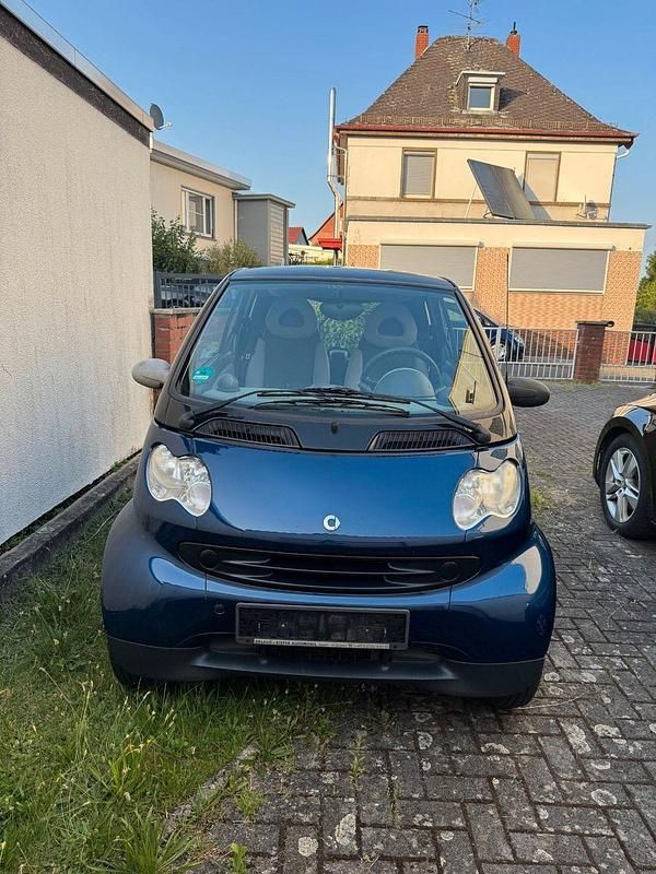 Schwarz Gebraucht 2006 Smart ForTwo Coupé Basis Coupé | 2.200 € (Guter Preis) - Bild 1/4