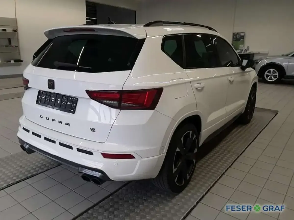 Używany Cupra Ateca VZ 300 KM (220 kW) 2024 Biały SUV
