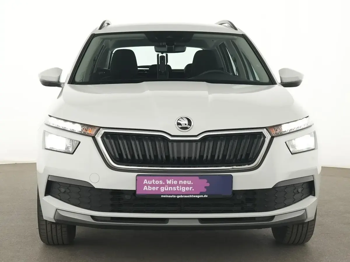 Gebraucht Skoda Kamiq Ambition 110 PS (80 kW) 2023 Moon weiss SUV