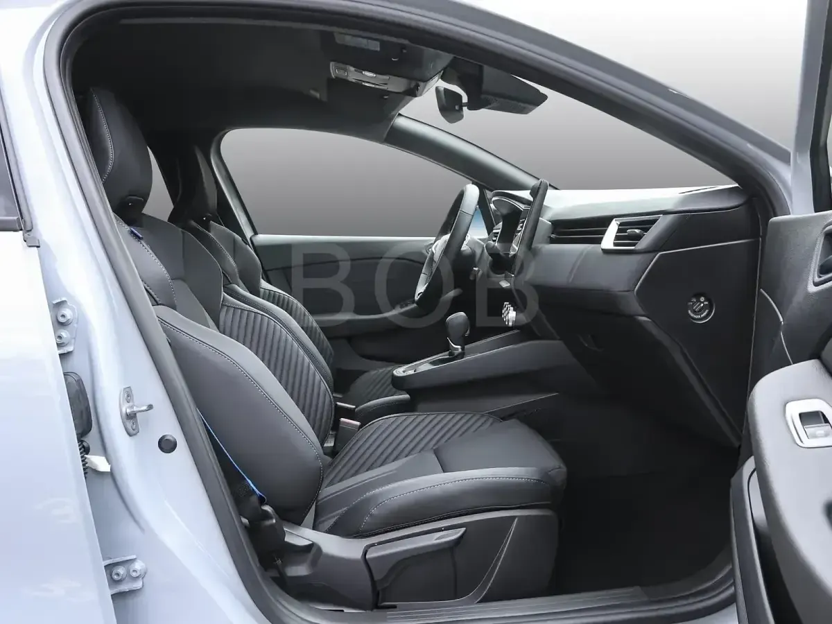 Neu Renault Clio Bose Edition 143 PS (105 kW) 2026 Grau Kleinwagen
