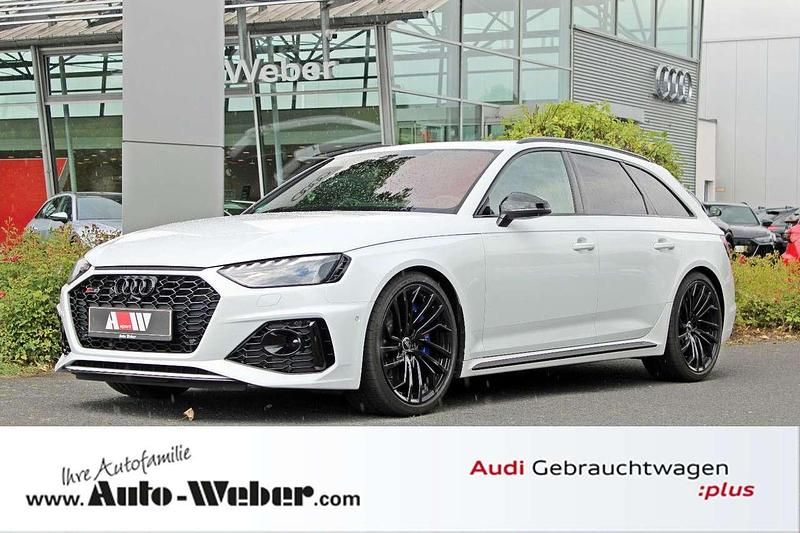 Weiß Gebraucht 2023 Audi RS4 Ambiente Kombi | 76.590 € (Fairer Preis) - Bild 1/4