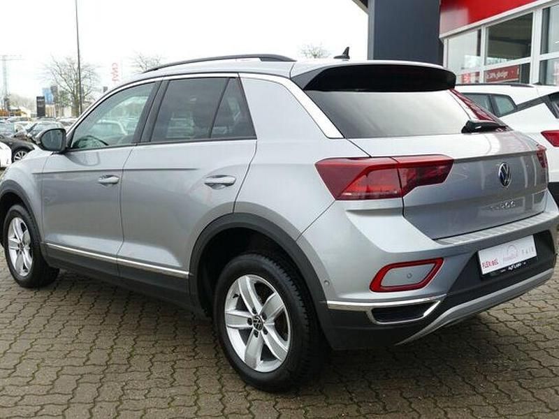 Gebraucht VW T-Roc Style 150 PS (110 kW) 2023 Silber SUV