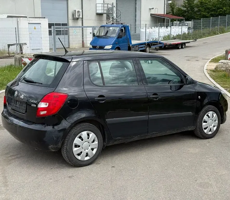 Gebraucht Skoda Fabia 86 PS (63 kW) 2011 Schwarz Limousine