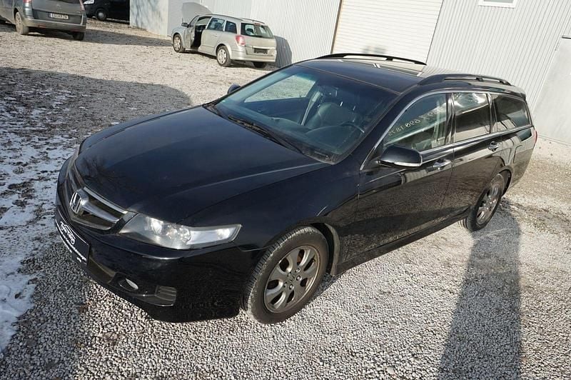 Gebraucht Honda Accord Sport 155 PS (114 kW) 2008 Night hawk black p. Kombi